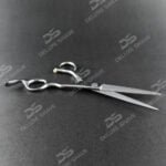 haircutting scissors