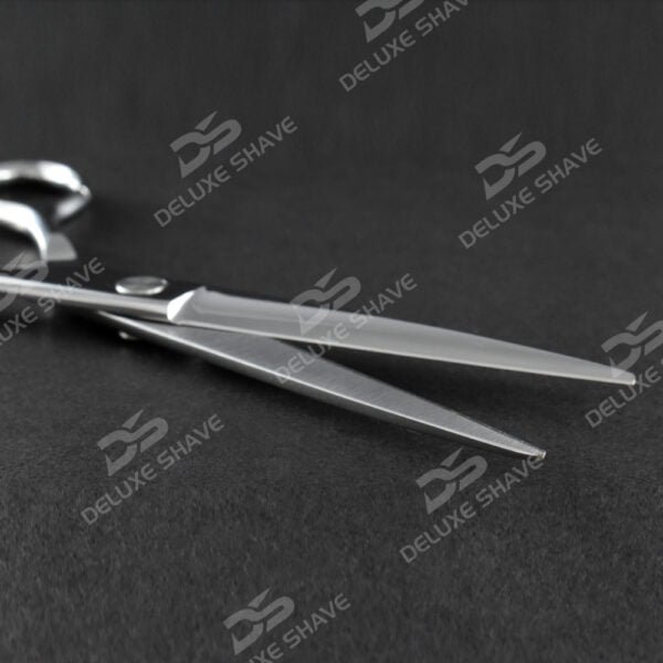 haircutting scissors